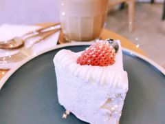 草莓蛋糕-LAB COFFEE来杯咖啡(浦仓路店)