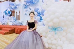 -莫小姐婚纱