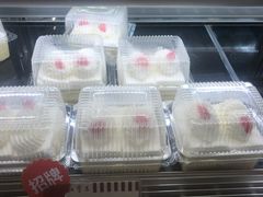 鲜奶小方蛋糕-红宝石·鲜奶小方·海派西点房(南翔店)