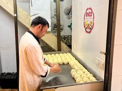 -维吾尔餐厅(宜山路店)