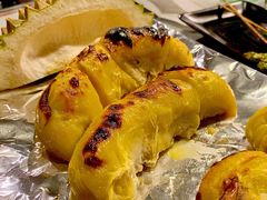 绝味烤榴莲-辉记炭烧海鲜大排档·老字号(福田店)