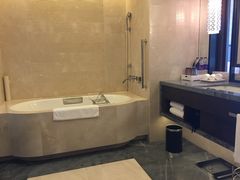 -舟山希尔顿酒店