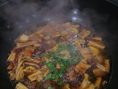 -70後铁锅炖(坡博总店)