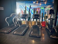 -TOP健身私教工作室(侨香店)
