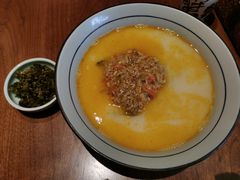 -蟹黄鱼·海派深夜面馆(巨鹿路店)
