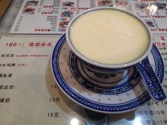 -广信牛奶甜品世家(台东店)