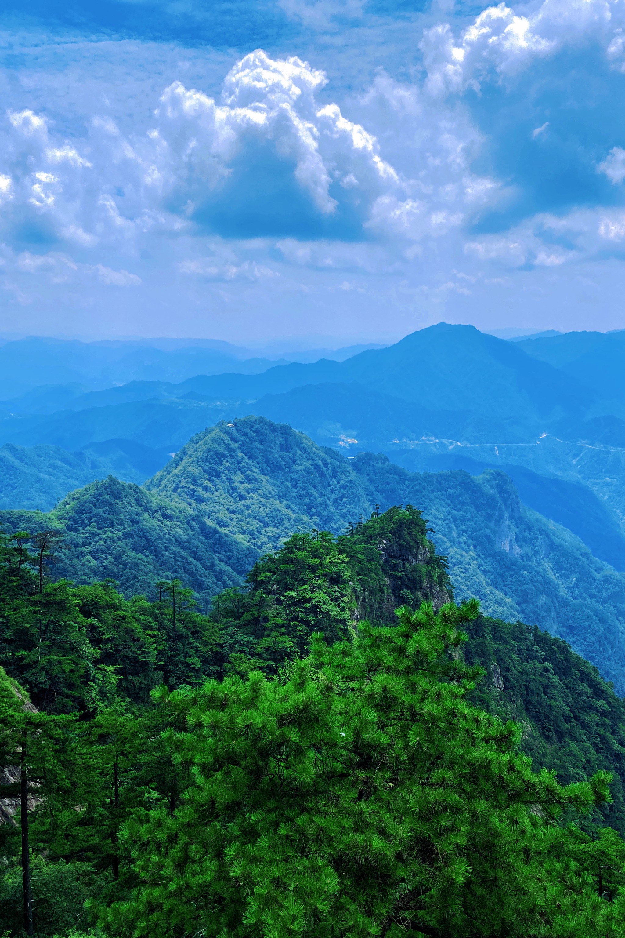 明堂山多高图片