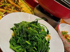 -黄泥岗·地道湖北菜(奥特莱斯店)