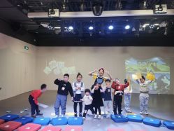 -小鸡哆哆故事屋·儿童乐园(嘉里城店)