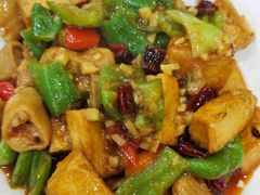 -江城燕子大排档(江汉路步行街店)