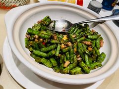 -八府香鸭·啫啫煲(华山路店)