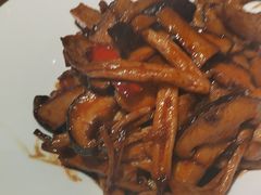 -凤凰园烤鸭店·唐山菜·传承花椒肉(老唐丰路店)