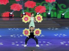 -南风大剧院莎梦二人转剧场