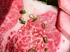-山川小町·极番烧肉(新地假日广场店)
