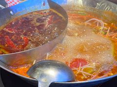 -由衷贵州酸汤牛肉火锅(新桥店)