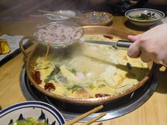 -洱火云南酸菜牛肉火锅(石景山当代商城店)