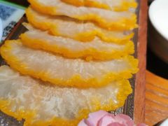 -花菇朵·云山雀 ll 野生菌锅·野果酸汤·精品滇菜(万柳店)