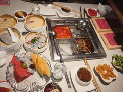 -海底捞火锅鲜切牛肉主题店(长寿路店)