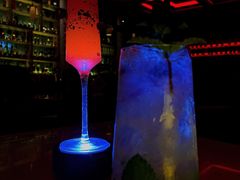 -饮湖威士忌鸡尾酒吧