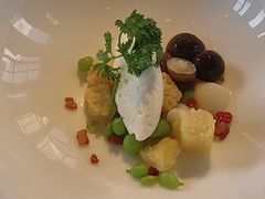 -弦月窗LUNETTE BY AMANDA(复兴路店)