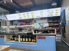 -陇上全荟兰州传统牛肉面(延吉路店)