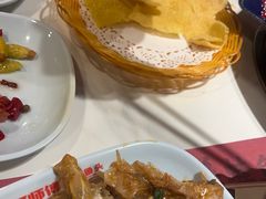 -何师傅美蛙鱼头(汉街店)