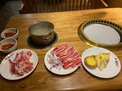 -韩京炭火烤肉自助料理(柯桥万达店)