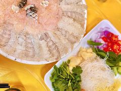 -官塘陈记鱼生·潮汕砂锅粥·牛肉火锅(潮枫路总店)