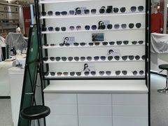 -沫芮眼镜·蔡司官方授权店(人民广场店)