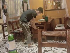 大堂-将军肚烧烤鸡手王(东岭南街店)
