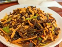 鱼香肉丝-古早人小吃店(黄河北路店)