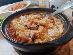 腊味煲仔饭-老莞家私房菜-超级鱼头佛跳墙