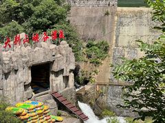 -罗田大别山峡谷漂流
