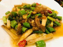 -华光驿站私房菜·黑金冠