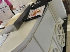 -HOT CRUSH趁热集合·现烤面包(环球港店)