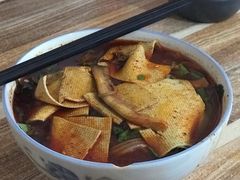 -老字号杨坡红油米线腊汁肉夹馍(东四道巷店)