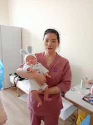 -爱陪伴一对一月子中心(融侨店)