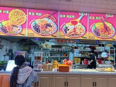 -柳大厨螺蛳粉(人民路总店)