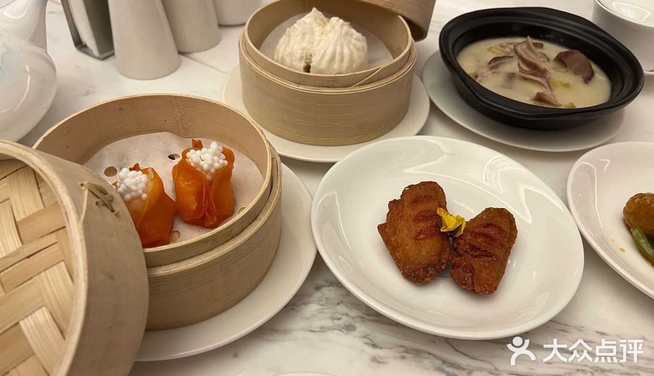 最近听朋友介绍说长沙有一家可以实现虾饺自由的餐厅