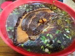 大肉面-小龙大肉面馆