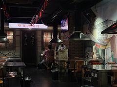大堂-马路牙子地桌烤肉(工体店)