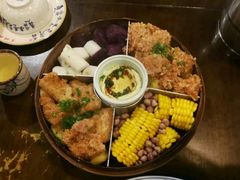 -黄桷树曹家私房菜(江与城店)