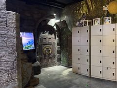 -暴风岛沉浸式体验馆(百联世纪店)
