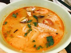 酸辣海鲜汤河粉-米纸越南小馆(金鹰世界店)