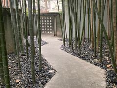 -穹六人间 people 6(岳阳路店)