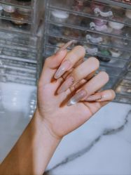 -尤米一站式美甲美睫