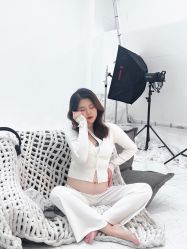 点击看大图 -十孕纪高端孕妇亲子摄影