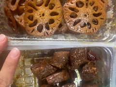-周黑鸭(北京海淀区新中关店)
