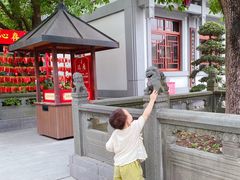 -上海万佛讲寺-停车场