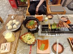 -破瓦寒窑·地摊烤羊排